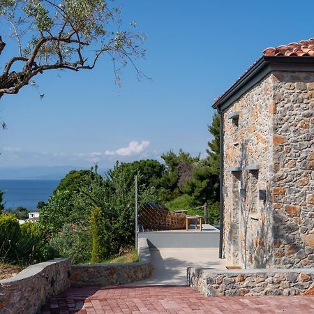 Stone Build Suite With Private Pool Kolios Eksteriør bilde