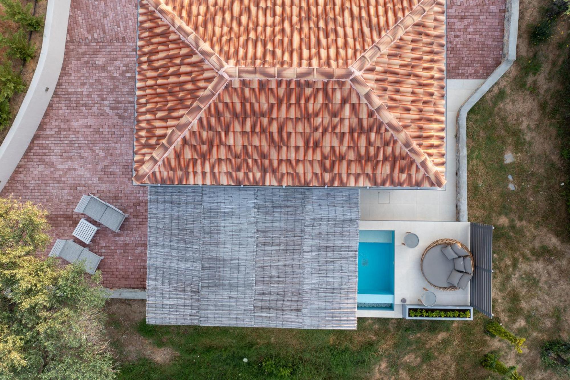 Stone Build Suite With Private Pool Kolios Eksteriør bilde